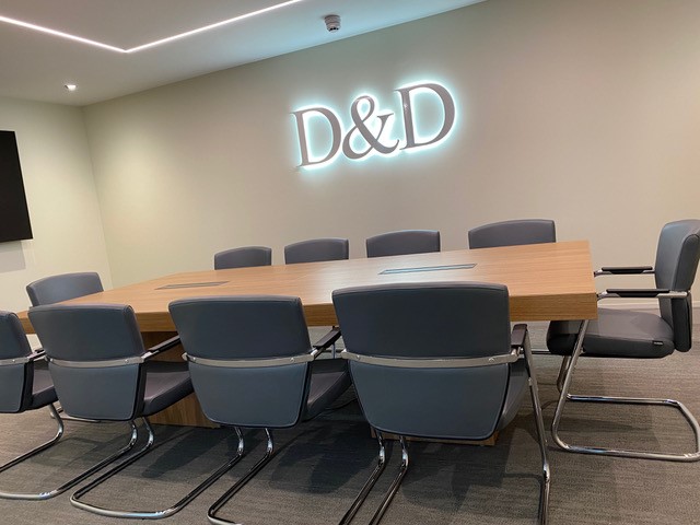 Furnish New Offices for D & D Carpentry (132)