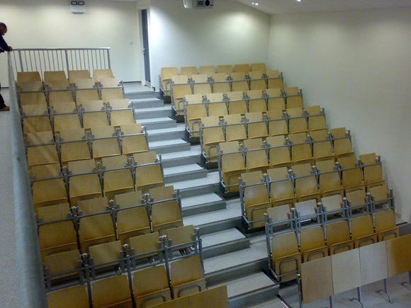 Stadium Style Seating at National Stud