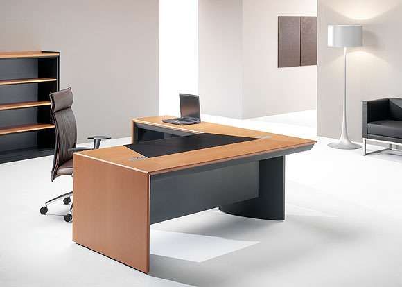 Avant Executive Desk RH Return 2400x2320 Veneer