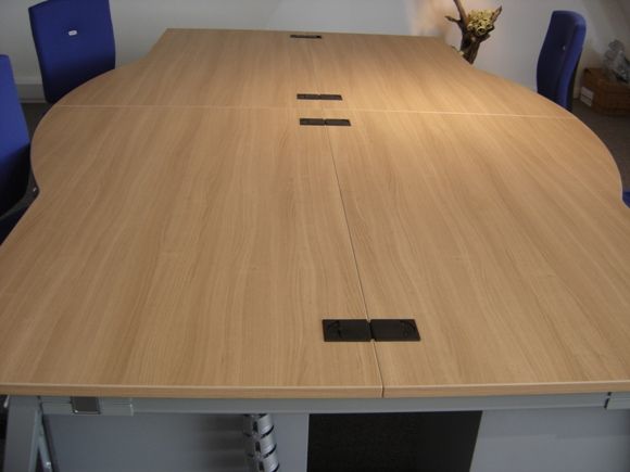 Malaga Cherry TriAss Bench Desks