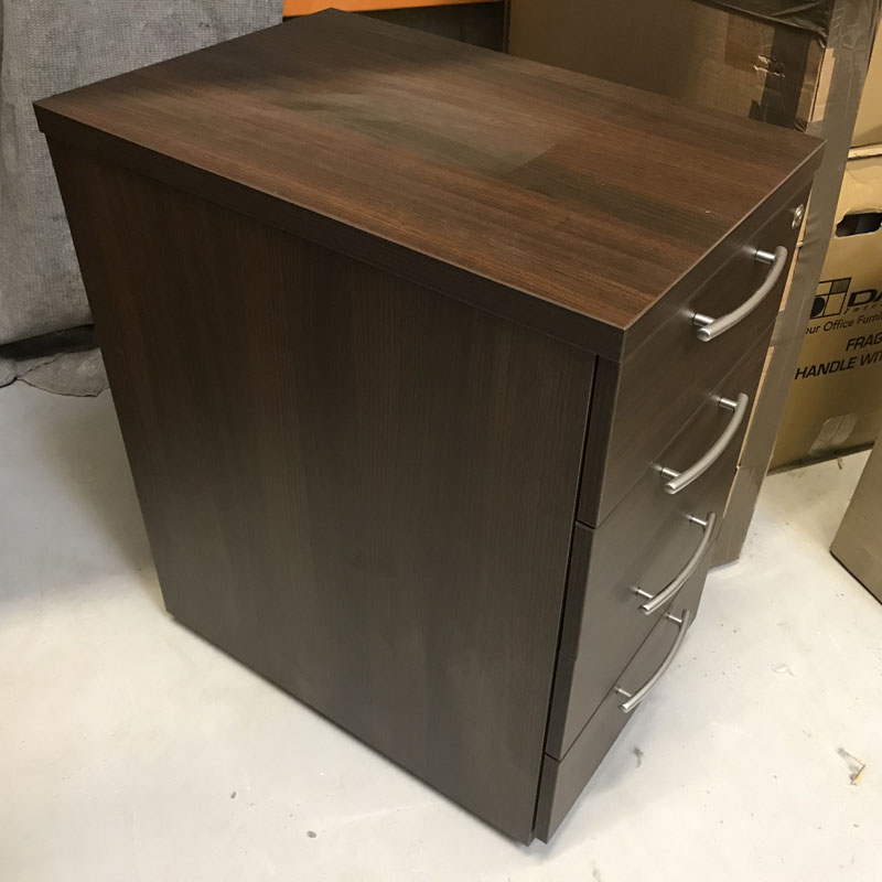 MDD Desk High Pedestal