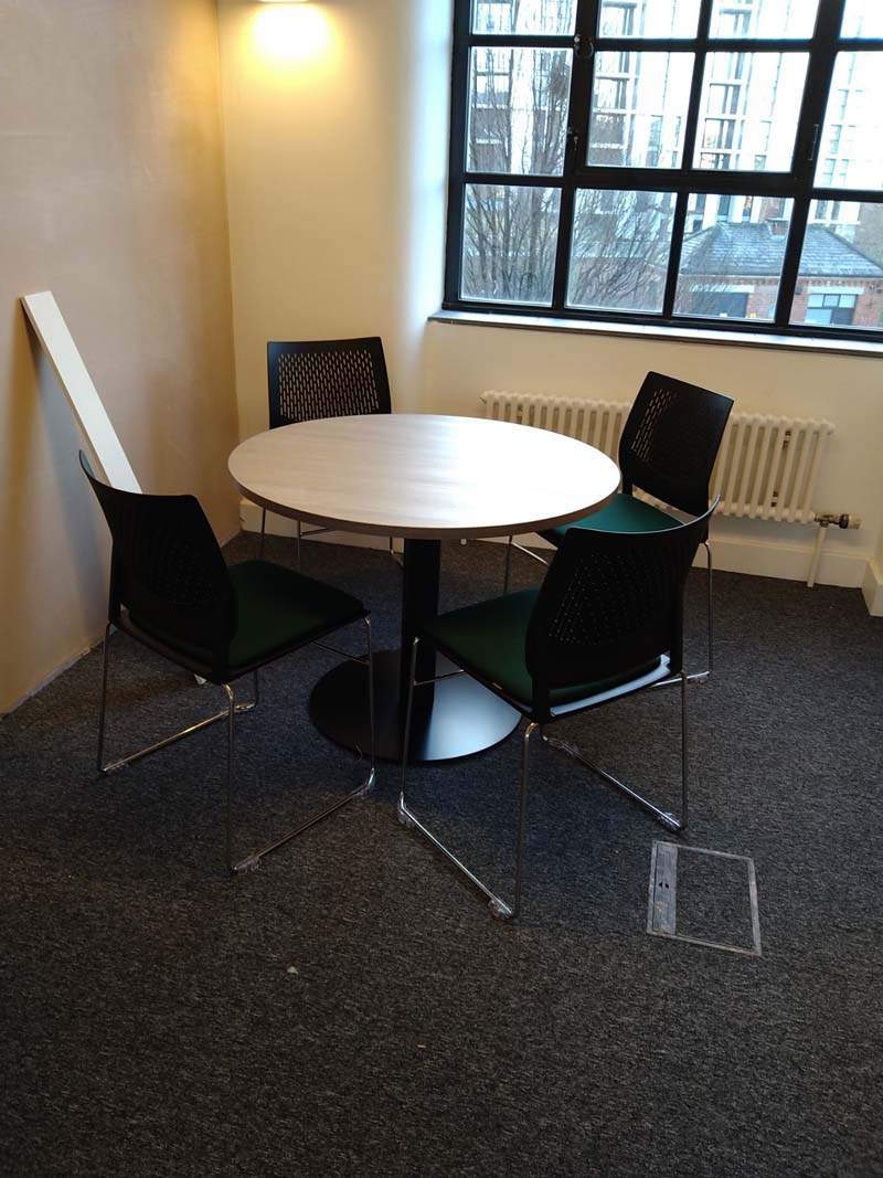 Small Tact Meeting Table Small Tact Meeting Table