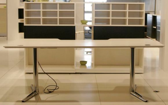 Switch Desk With Stylish Chrome Leg